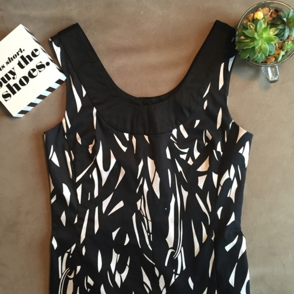 White House Black Market Patterned Sheath Dress